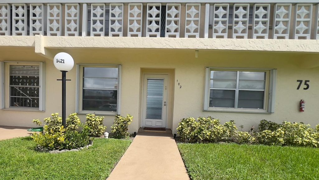 Photo of 1421 NW 19th Terrace #102, Delray Beach, FL 33445 (MLS # R11129709)
