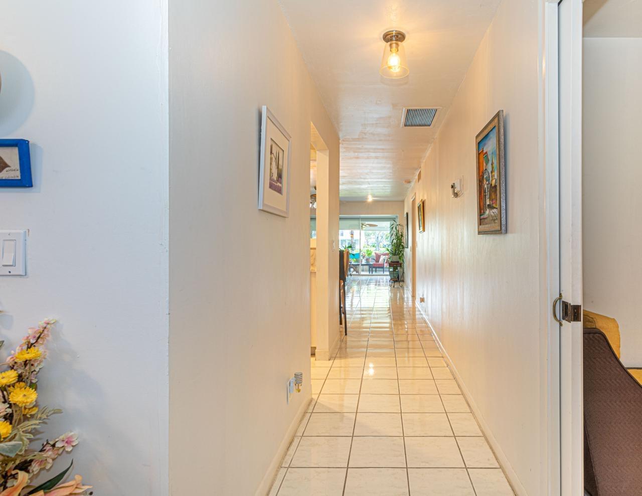 1421 NW 19th Terrace 102