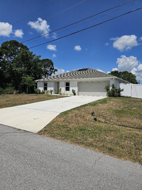 A home in Port St Lucie