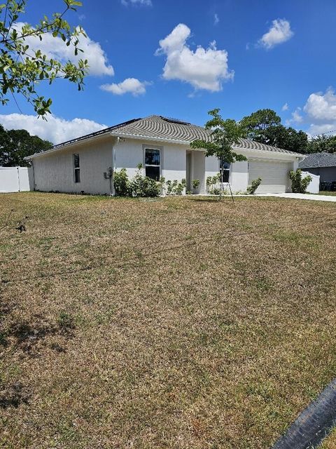 A home in Port St Lucie