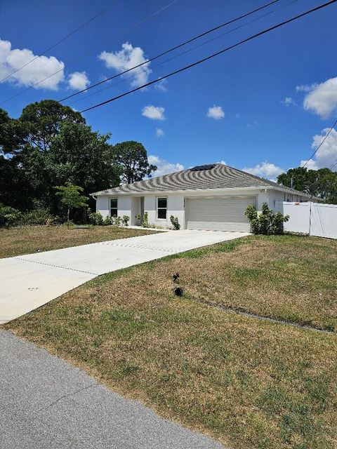 A home in Port St Lucie