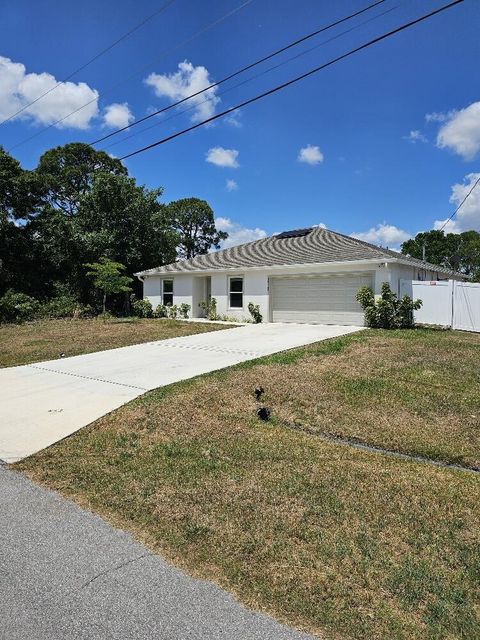 A home in Port St Lucie