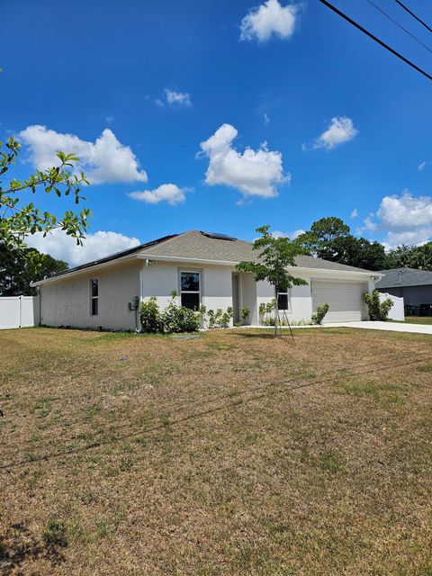 A home in Port St Lucie