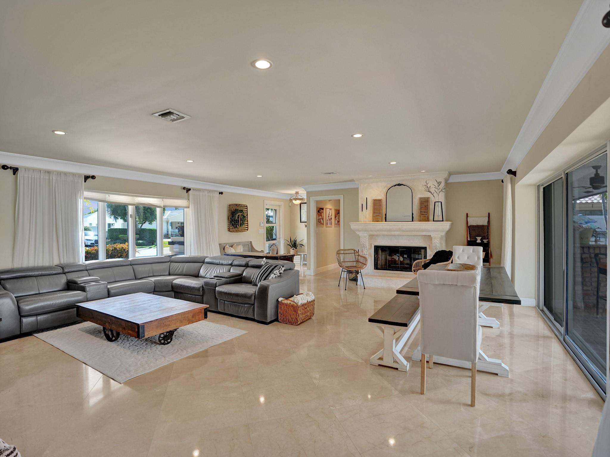 Venetian Isles 3rd Sec 47 - Residential
