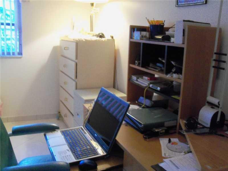 MEADOWBROOK LAKES - Residential