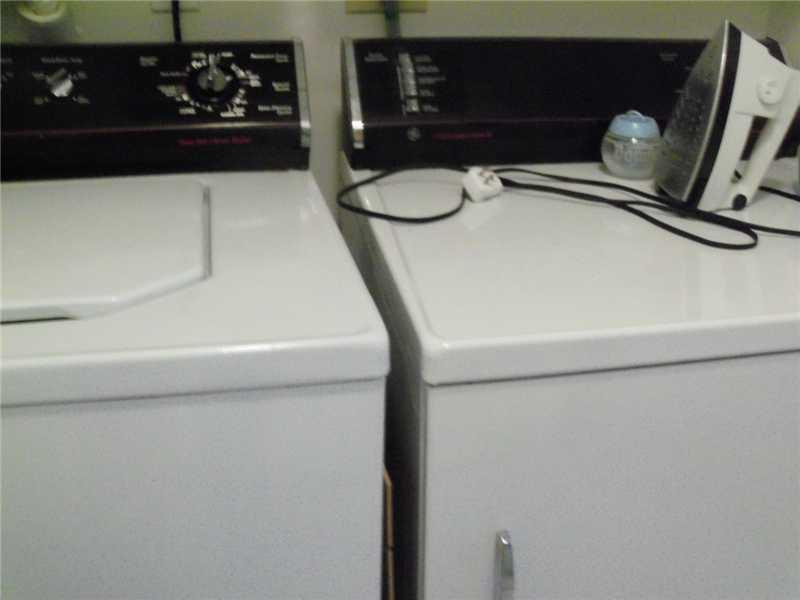 MEADOWBROOK LAKES - Residential