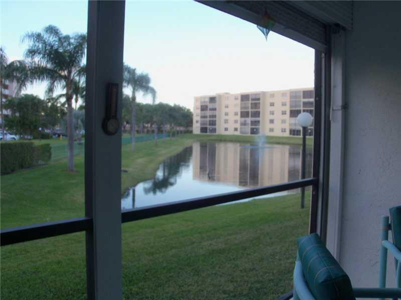 MEADOWBROOK LAKES - Residential