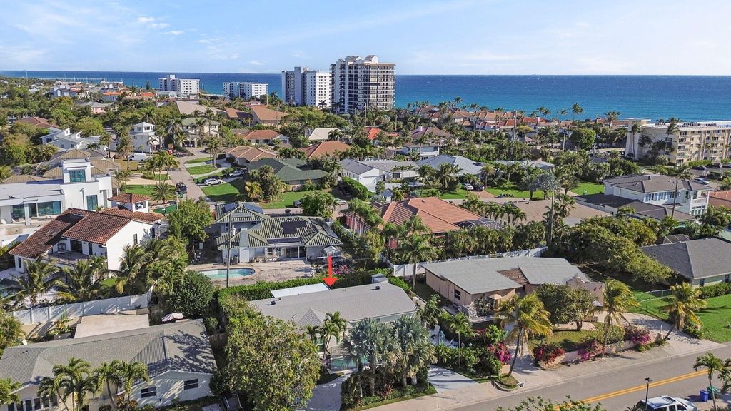 Photo of 471 Mars Way, Juno Beach, FL 33408 (MLS # B26009222)