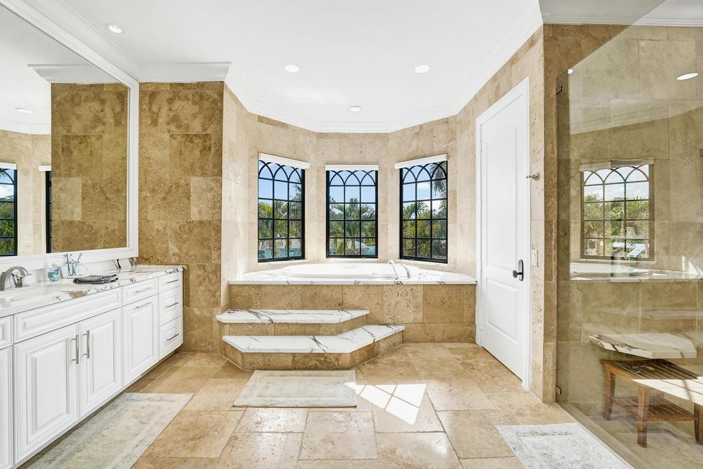 CORAL KEY VILLAS 5TH SEC - Residential