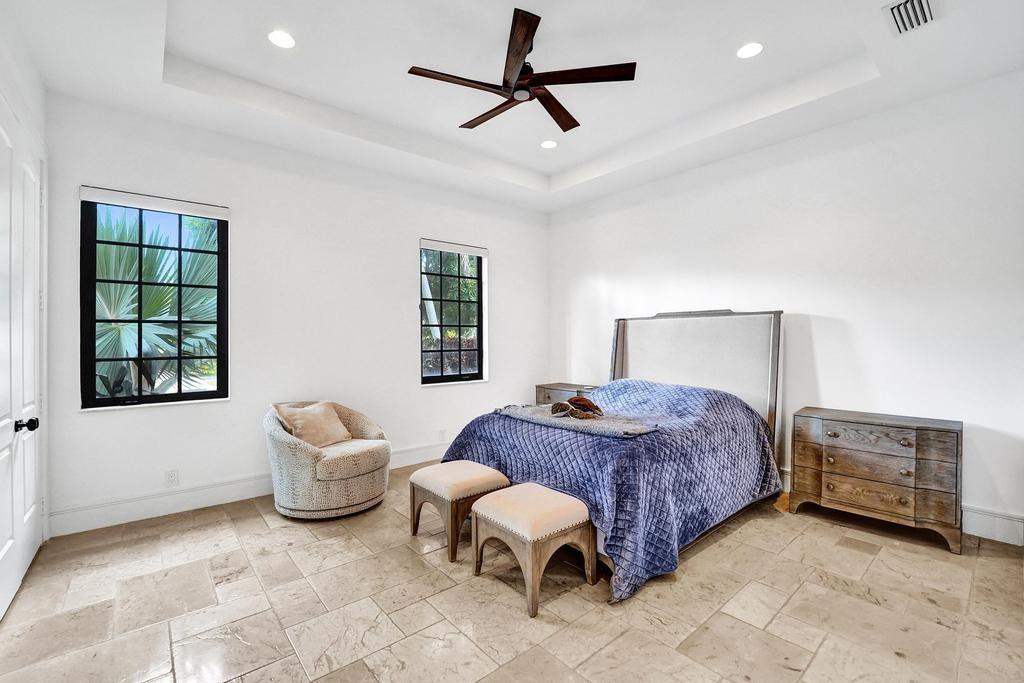 CORAL KEY VILLAS 5TH SEC - Residential
