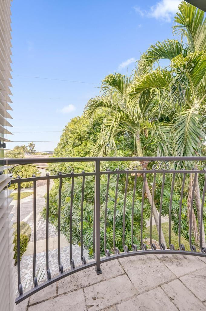 CORAL KEY VILLAS 5TH SEC - Residential