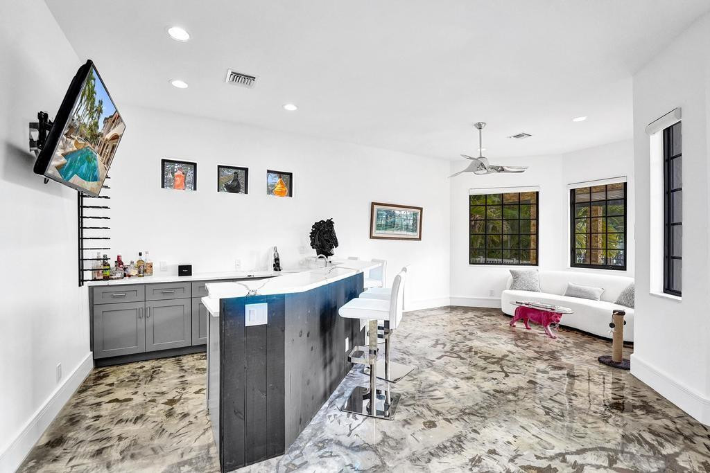 CORAL KEY VILLAS 5TH SEC - Residential