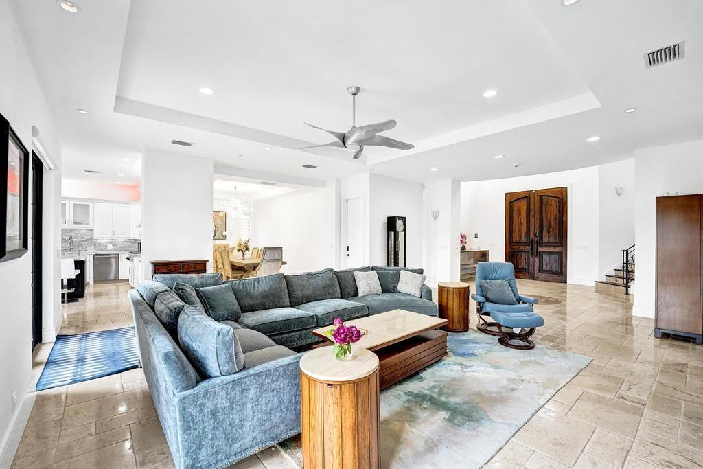 CORAL KEY VILLAS 5TH SEC - Residential