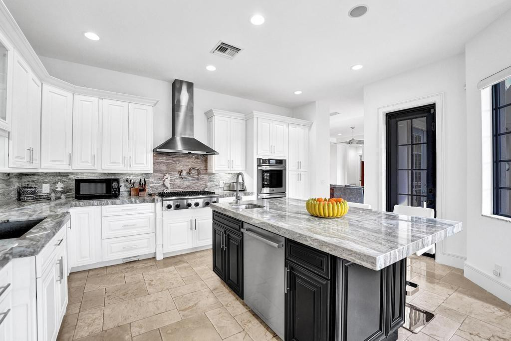 CORAL KEY VILLAS 5TH SEC - Residential