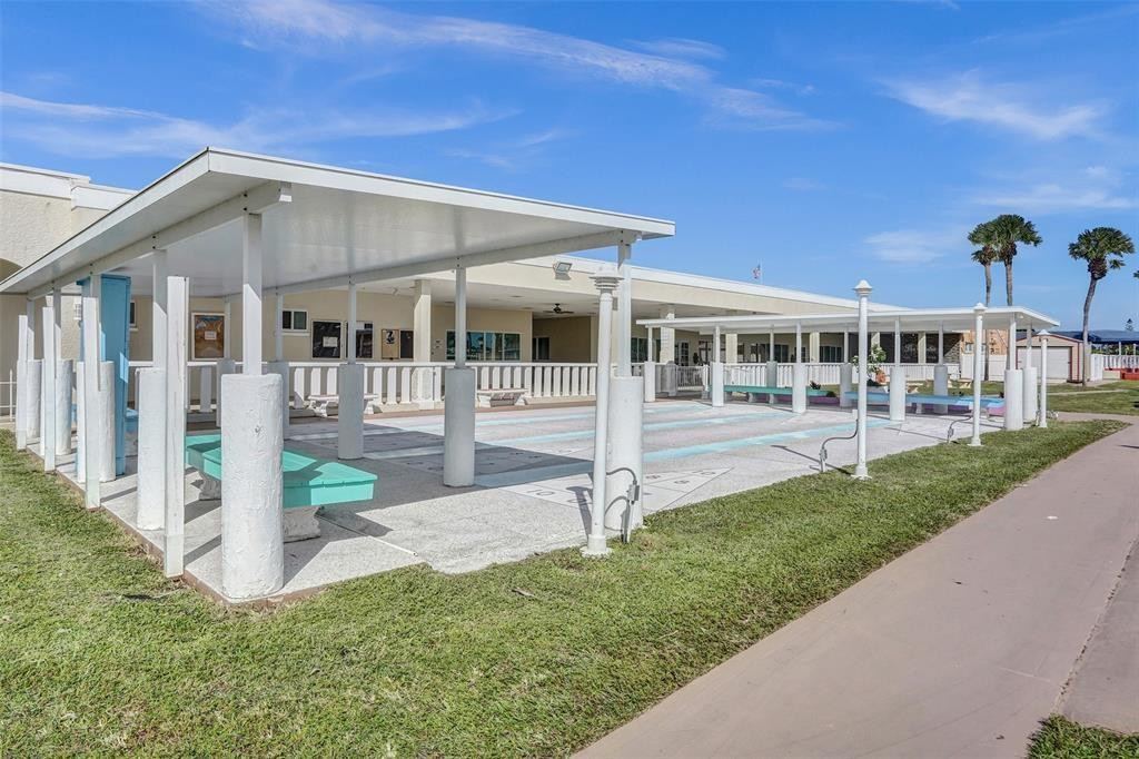 RAVENSWOOD ESTATES & MARINAS - Residential Lease