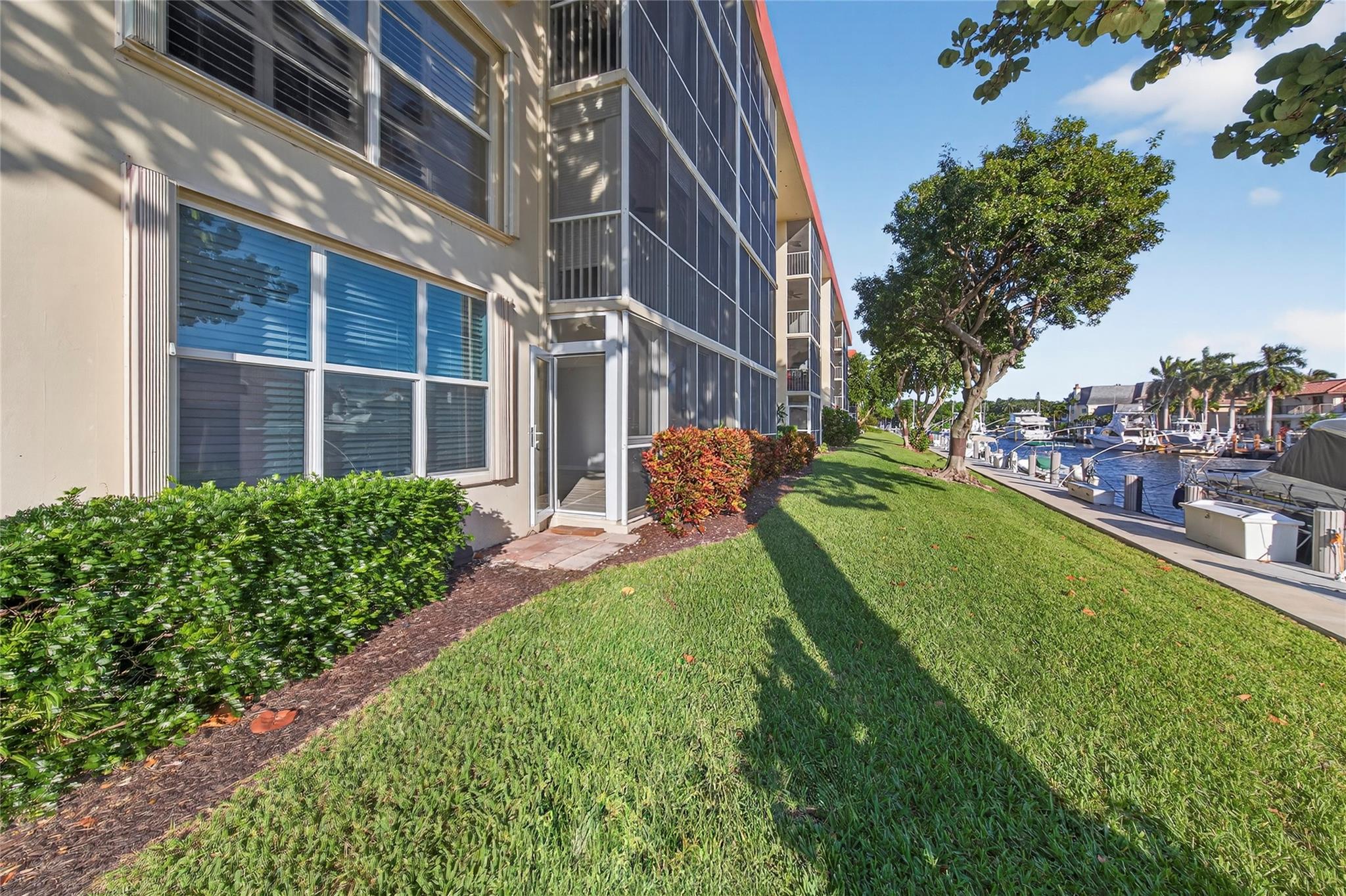 Palm-Aire At Coral Key - Residential Lease