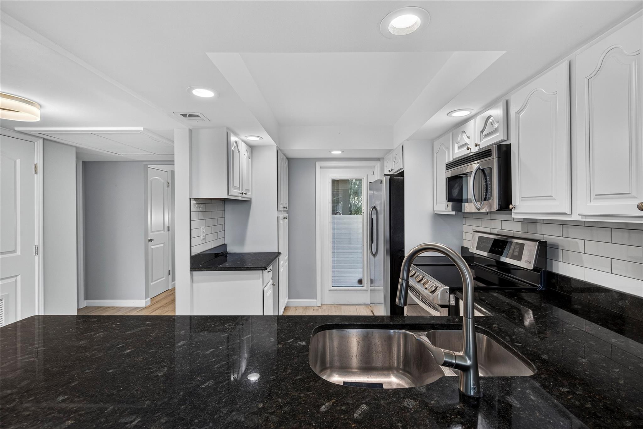 Palm-Aire At Coral Key - Residential Lease