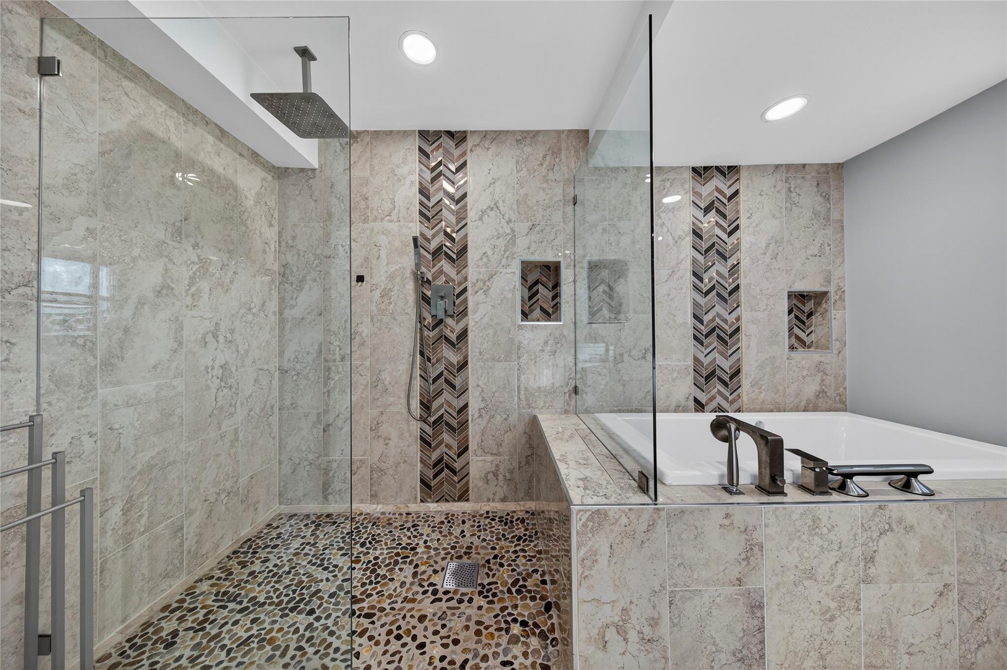 Palm-Aire At Coral Key - Residential Lease