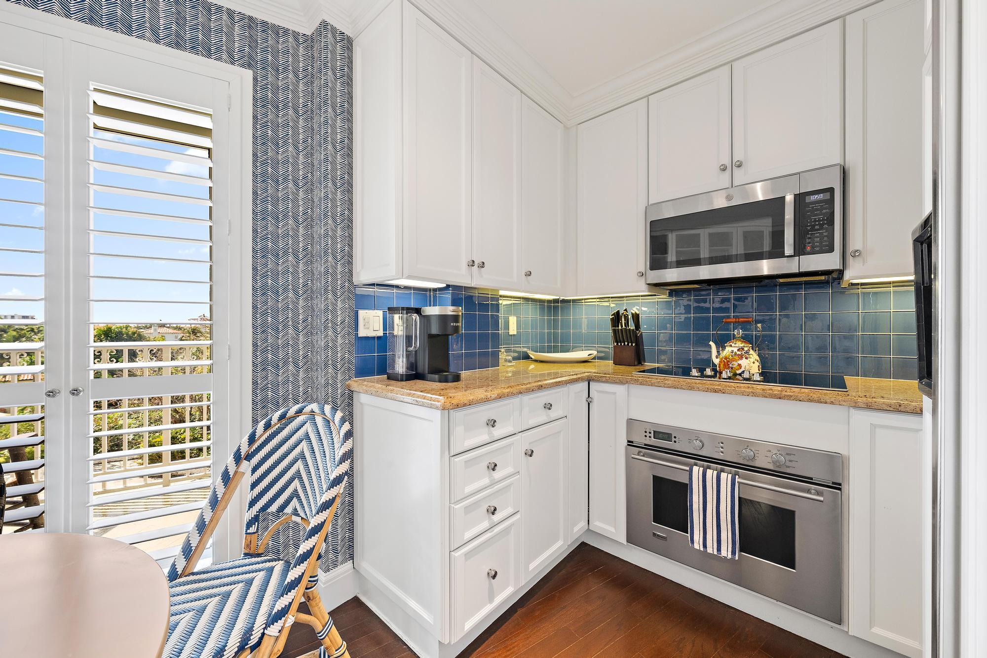 ONE ROYAL PALM WAY CONDO - Residential