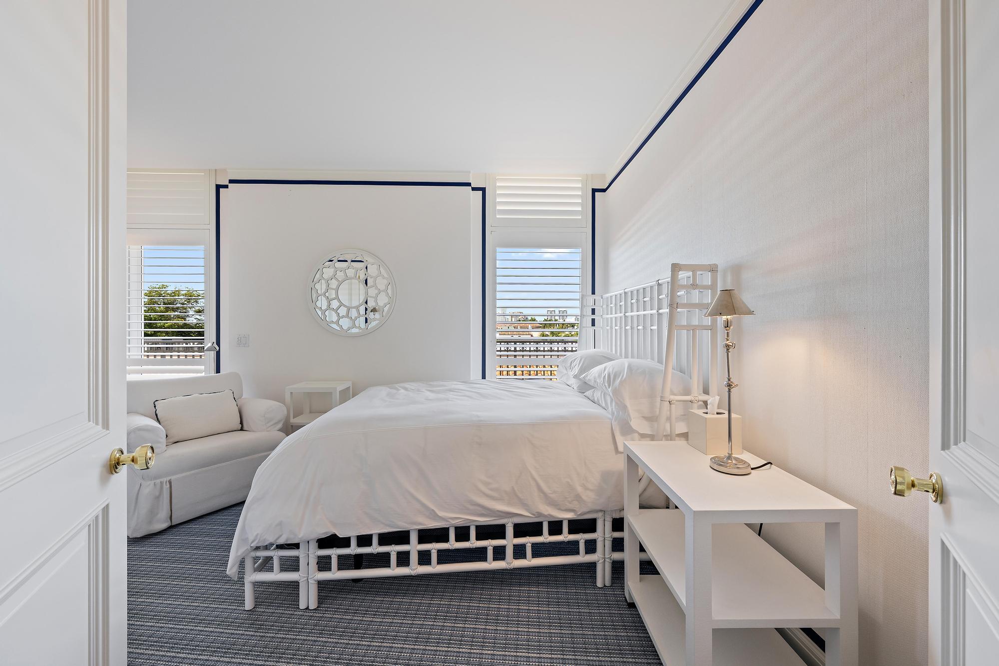 ONE ROYAL PALM WAY CONDO - Residential