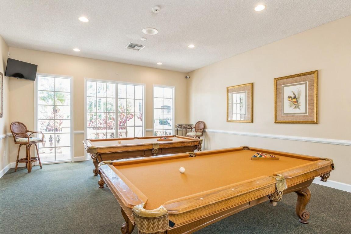 LIGHTHOUSE COVE AT TEQUESTA CONDO - Residential