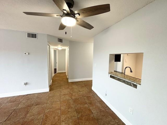 Brookfield Square Condo - Residential Lease