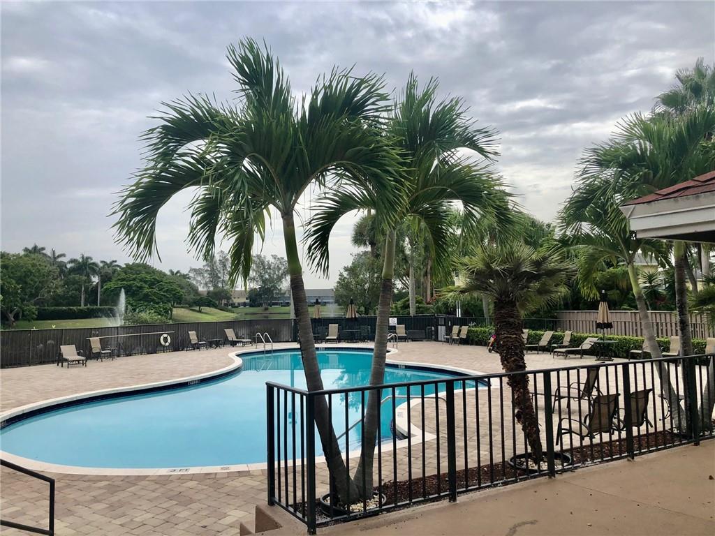 FAIRFIELD AT BOCA - Residential