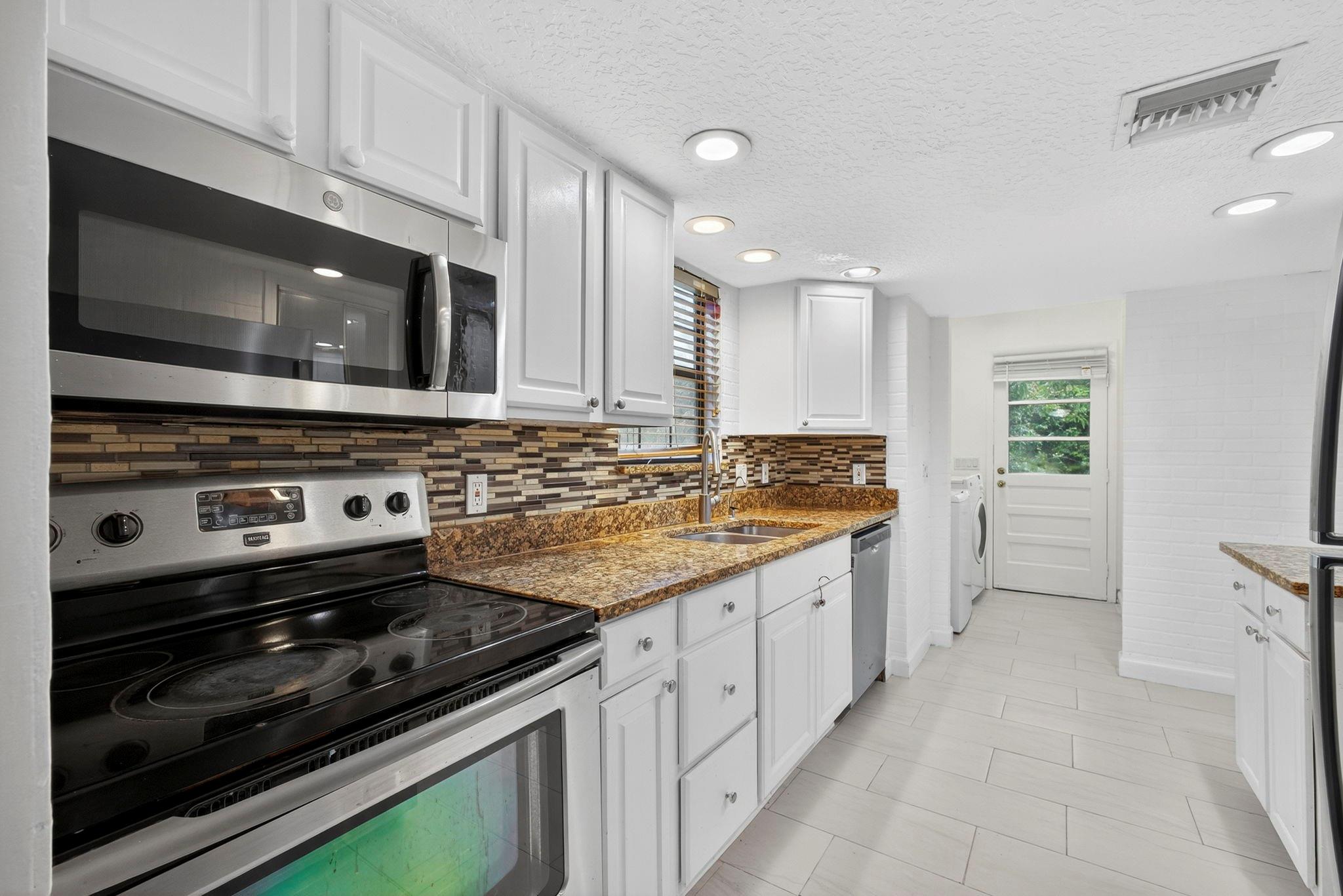 Acreage & Unrec - Residential Lease