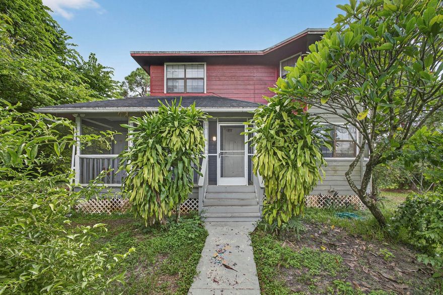 Available immediately! Charming 3-bedroom, 2-bath home located at 15578 87th Street N in The Acreage, Florida. This spacious rental features an open floor plan, updated finishes, and ample space to enjoy Florida living. The large lot provides privacy and outdoor space, perfect for relaxing or entertaining. This property features an open floor plan, abundant natural light, tile and laminate flooring throughout, and a spacious kitchen with ample counter space. Generous living areas offer comfort and flexibility, while the oversized lot provides privacy and ample space to enjoy the outdoors. Conveniently located near shopping, schools, and major roadways while still offering a quiet, country feel. Offered at $3,300/month with a minimum 1-year lease.