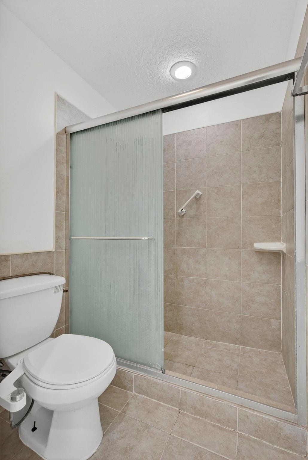 Acreage & Unrec - Residential Lease