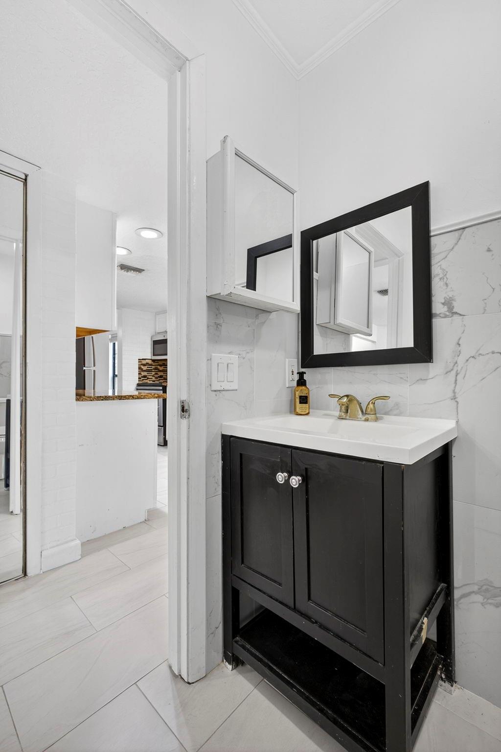 Acreage & Unrec - Residential Lease