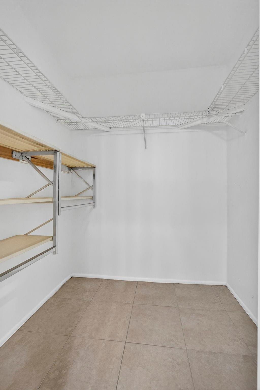 Acreage & Unrec - Residential Lease