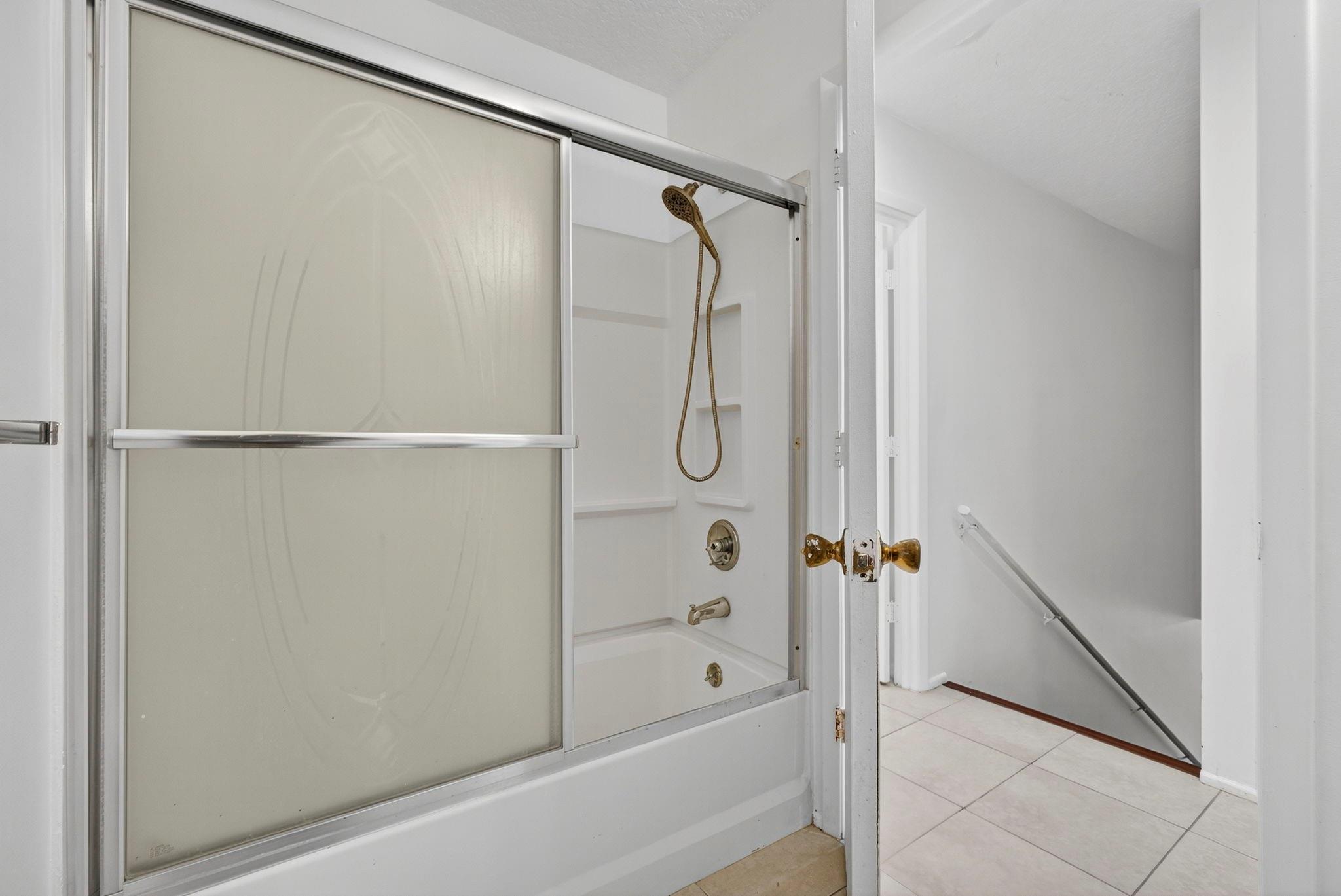 Acreage & Unrec - Residential Lease