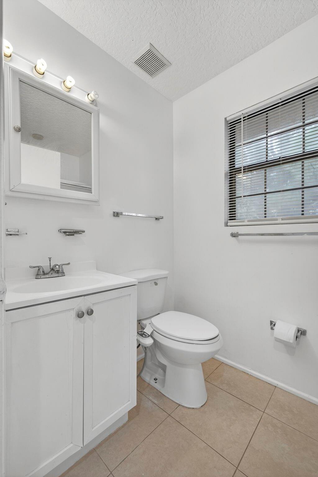 Acreage & Unrec - Residential Lease