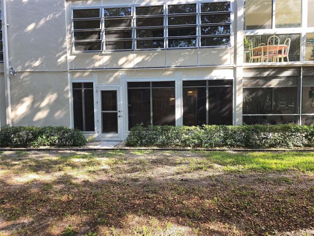 Lucaya Village II-D - Residential