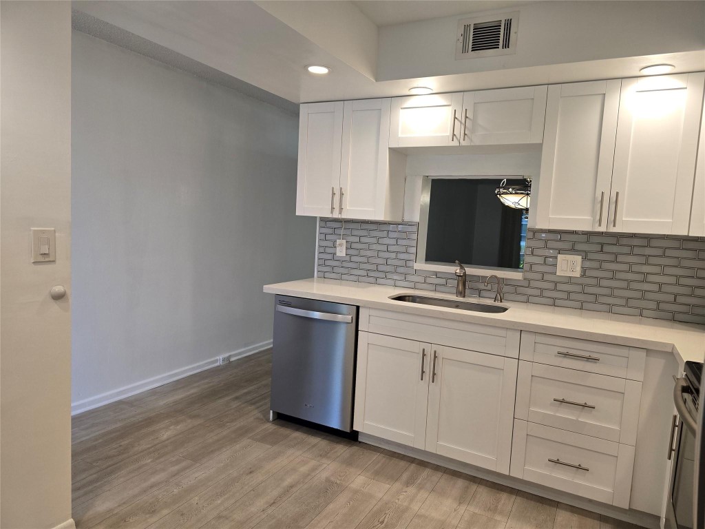 Lucaya Village II-D - Residential