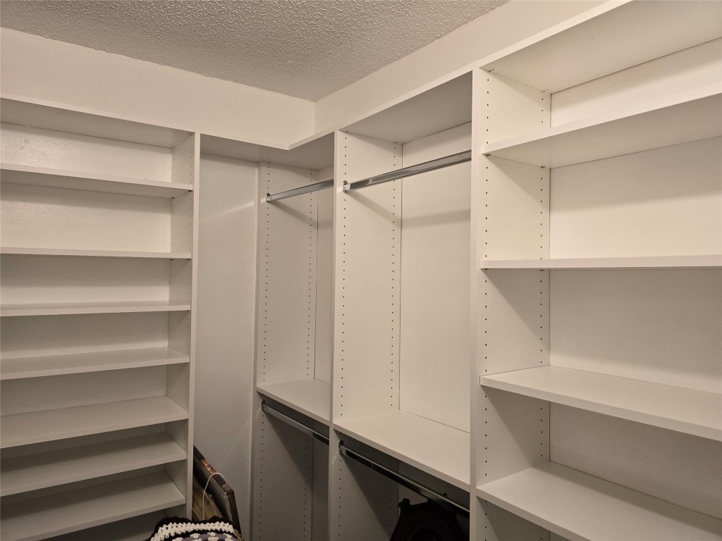 Lucaya Village II-D - Residential