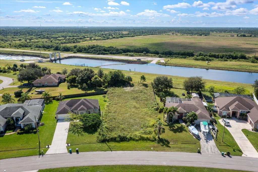 Photo of 337 SW Kestor Drive, Port Saint Lucie, FL 34953 (MLS # R11026287)