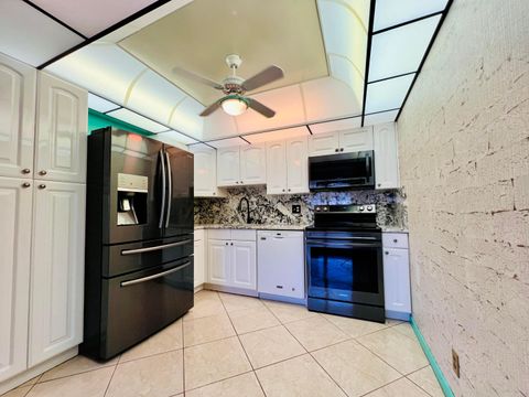 110 Wellington B West Palm Beach FL 33417