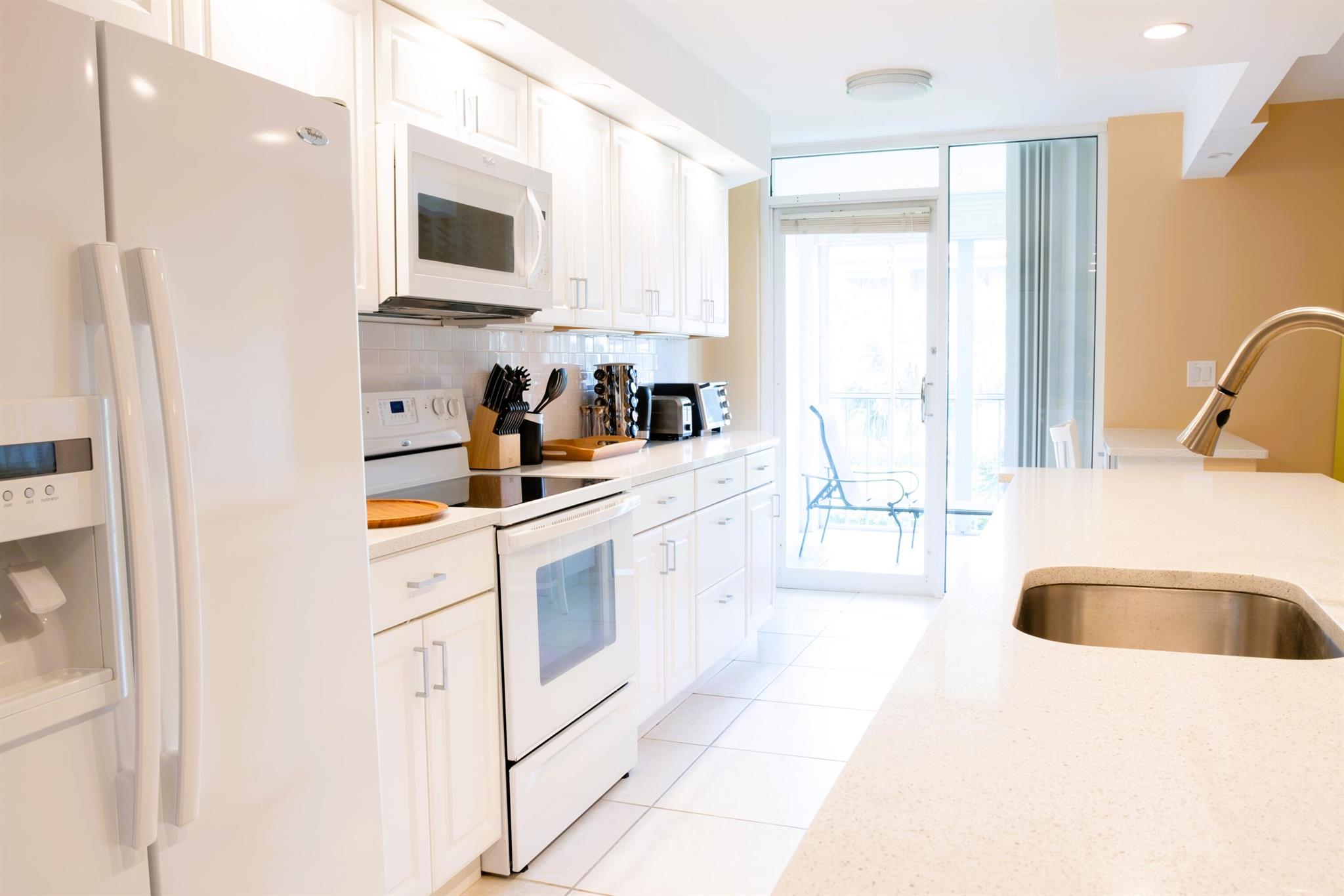 110 Half Moon Circle E2