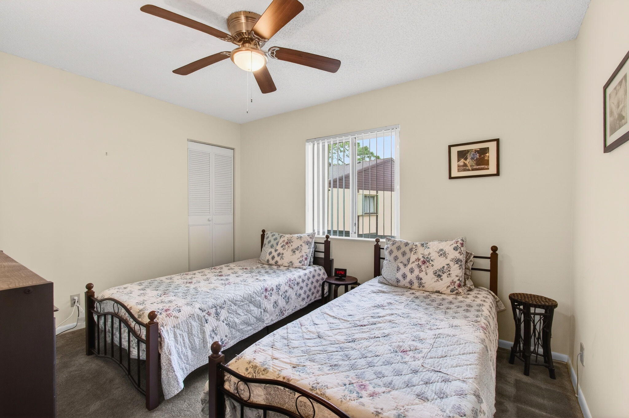 PINE RIDGE SOUTH IV CONDO - Residential