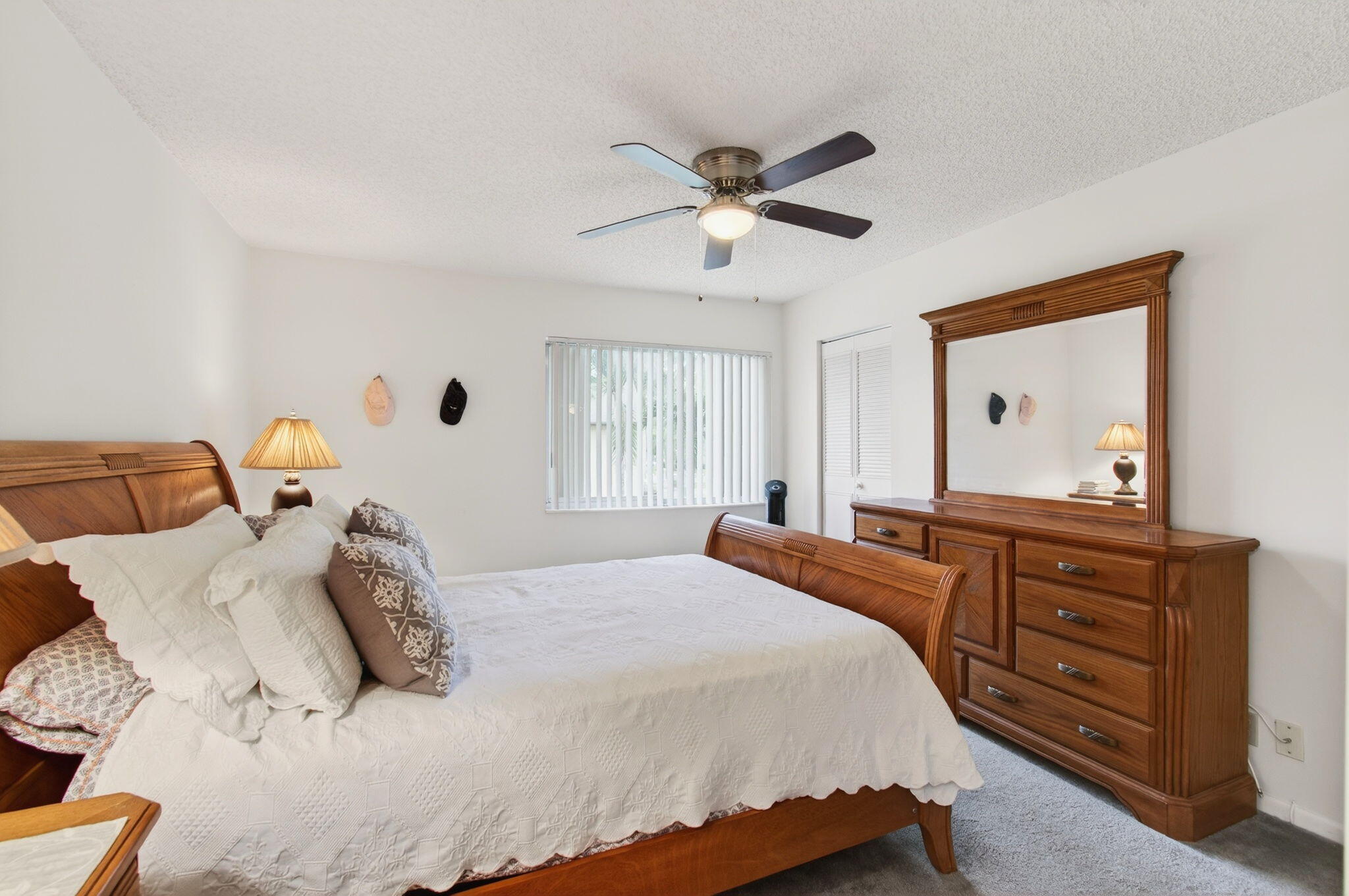 PINE RIDGE SOUTH IV CONDO - Residential