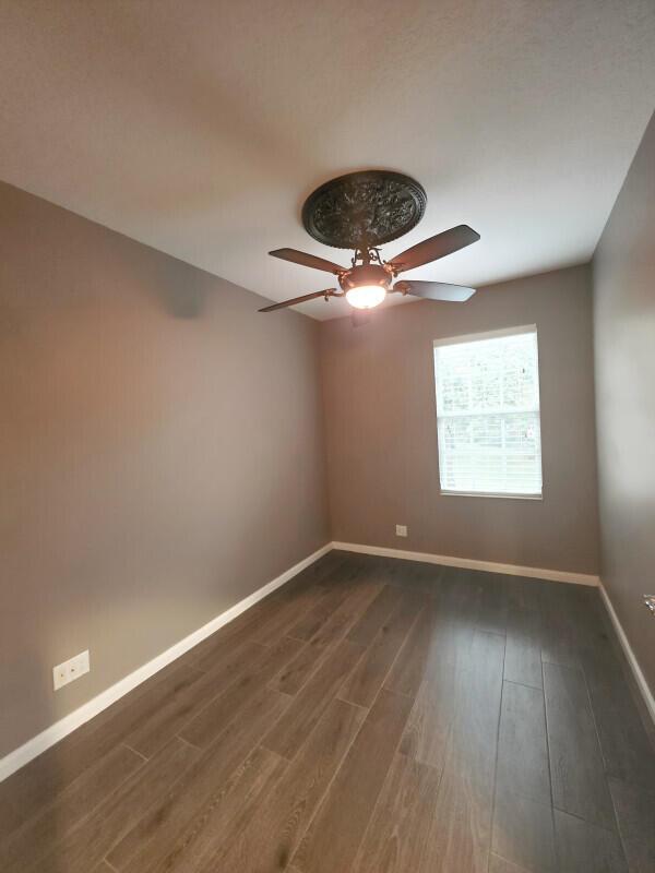 TEQUESTA OAKS - Residential Lease