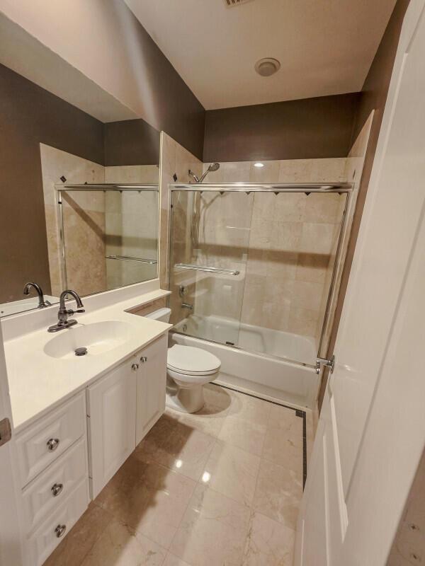 TEQUESTA OAKS - Residential Lease