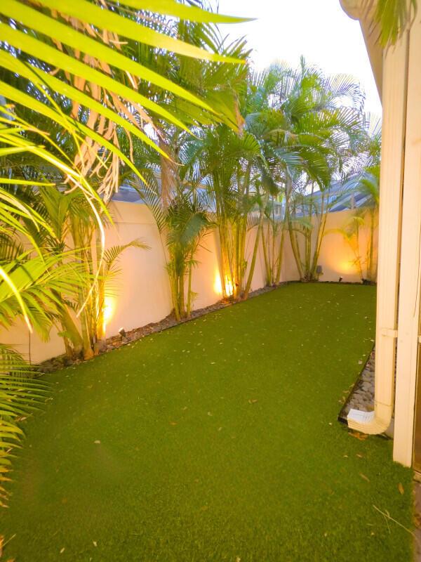 TEQUESTA OAKS - Residential Lease