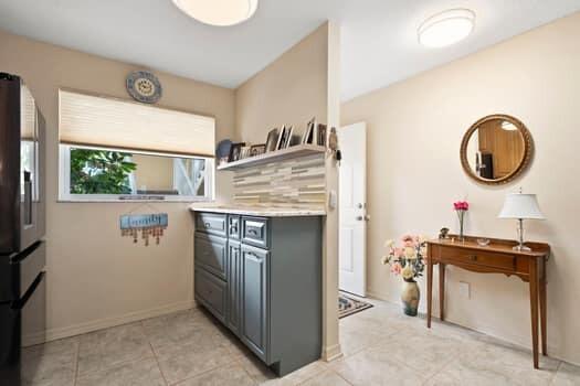 COLONNADES CONDOMINIUM NO - Residential