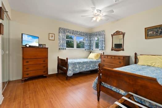 COLONNADES CONDOMINIUM NO - Residential