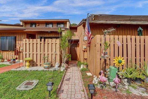 A home in Davie