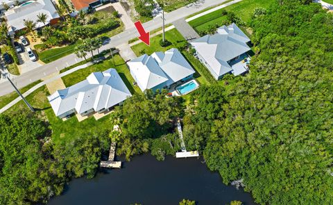 Photo of 228 SW Indian Groves Drive, Stuart, FL 34994 (MLS # B26023453)
