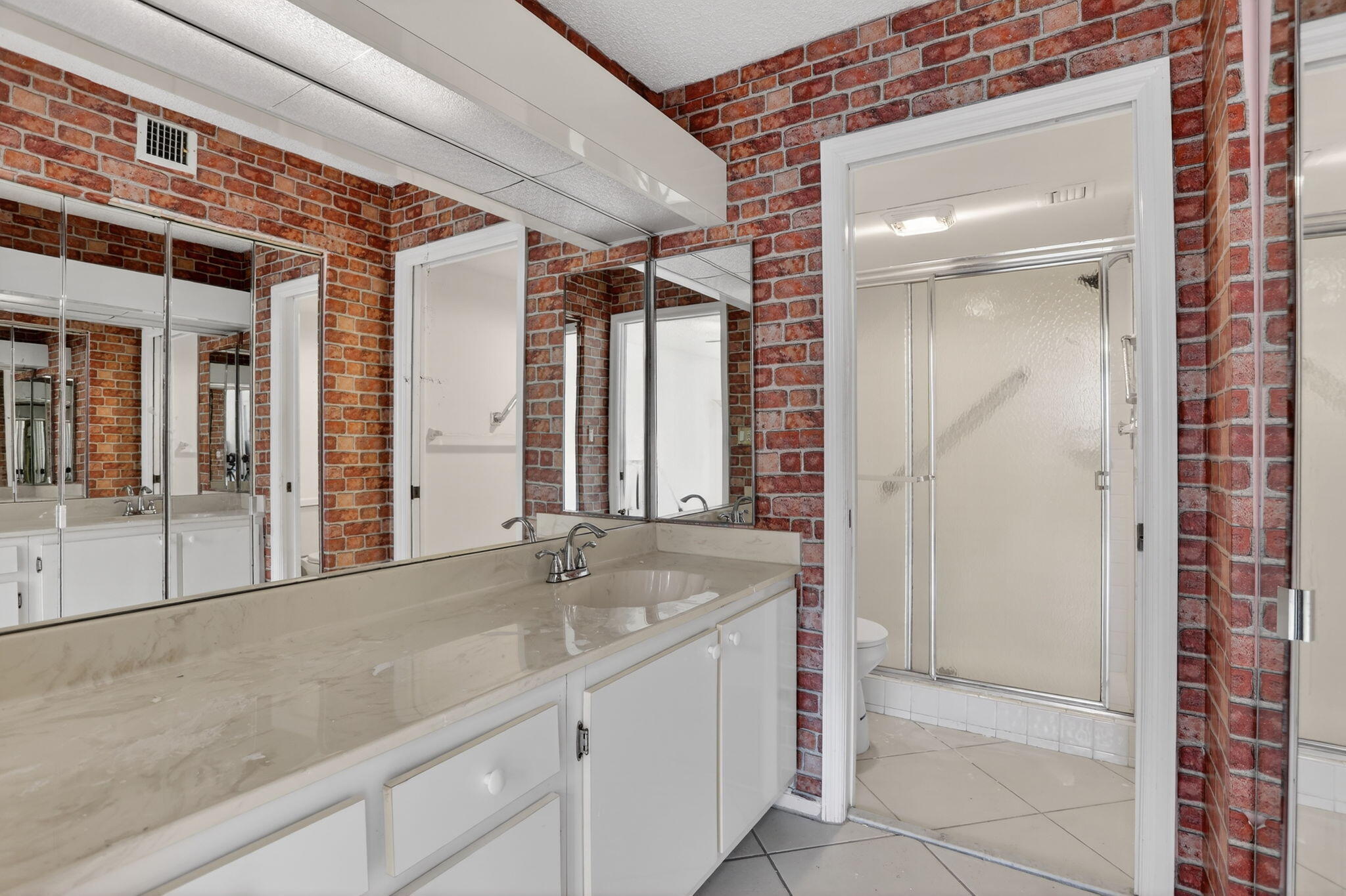 CLAIRMONT AT KINGS POINT - Residential